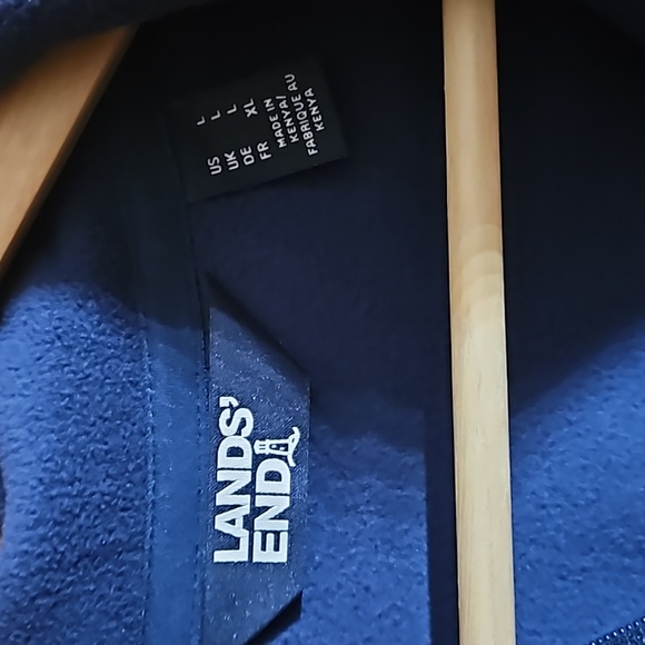 EUC anavy blue size Large fleece jacket - Picture 3 of 3